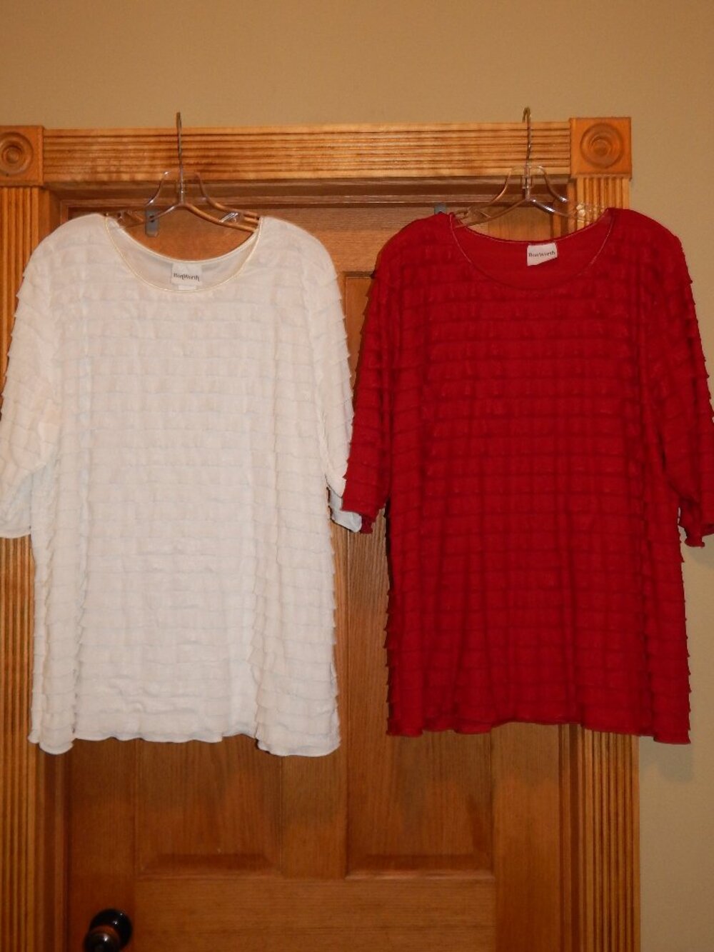 LOT 2 Women's Size XL Bon Worth Ruffled Blouse Tiered 3/4 Sleeve White & Red
